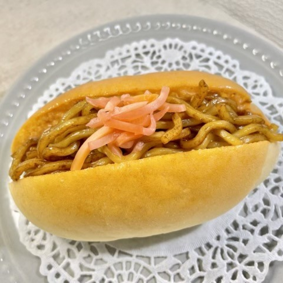 焼きそばコッペ