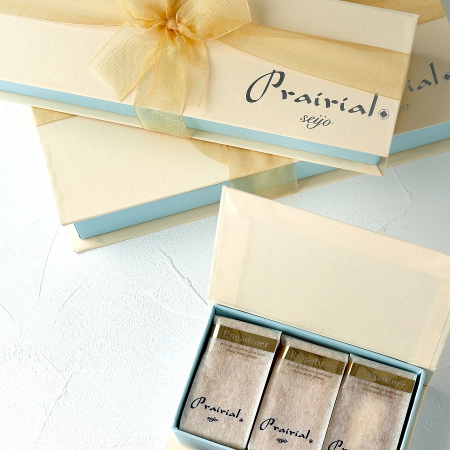 エンガディナー プレリアル成城