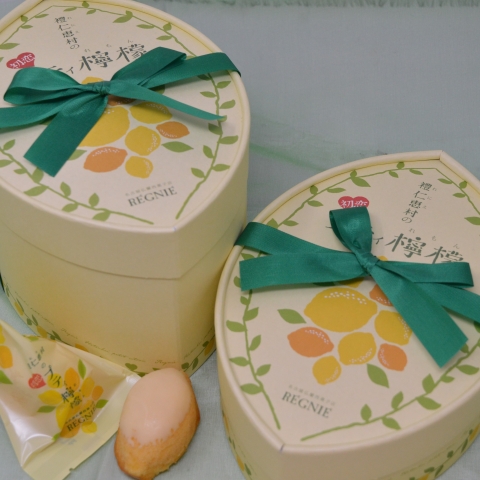 �����v�e�B������