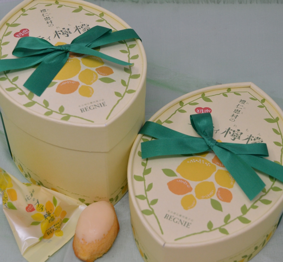 �����v�e�B������