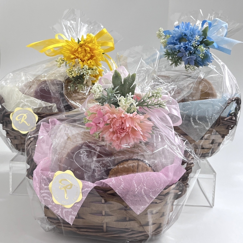 ���Ԃ̃o�X�P�b�g�@�N�b�L�[12������