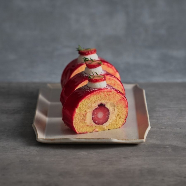 ロールケーキ（カット） 自由が丘ロール屋