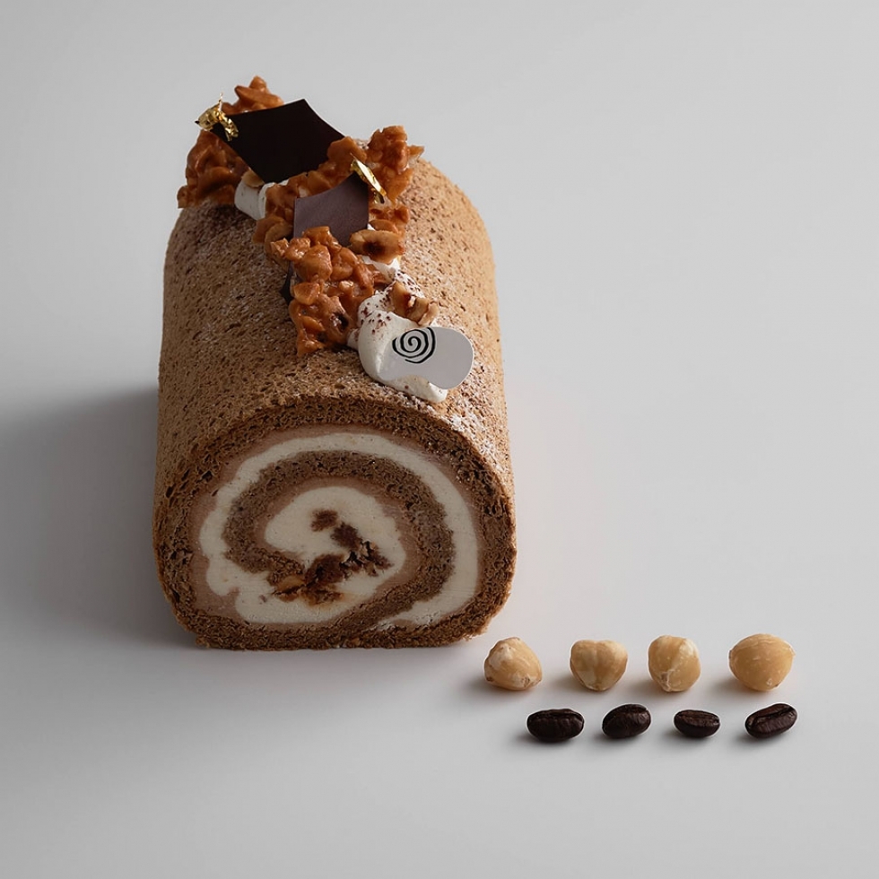 コーヒーとヘーゼルナッツのロール <季節限定>