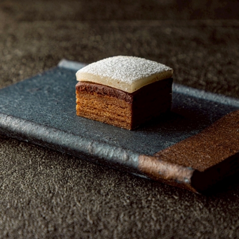 �H��d���уo�E���V���R��(5��)