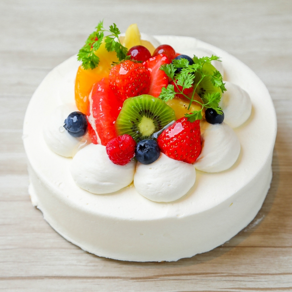 生クリーム苺サンド 季節のフルーツ