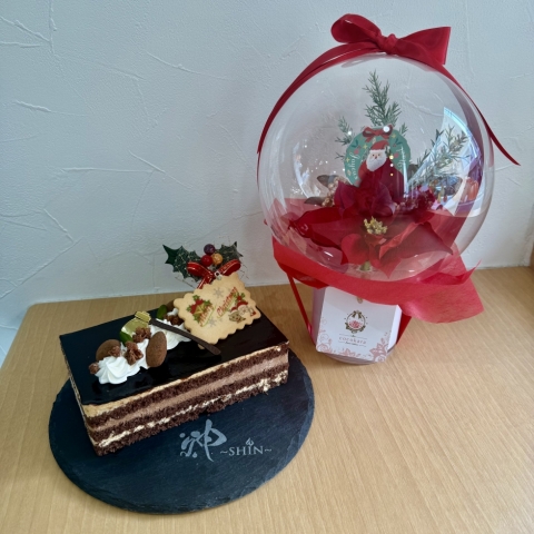 �y�R���{���i�z�@�P�[�L�~�t�����[�o���[���E���[�W����