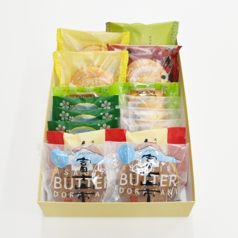 ���B����� �e��