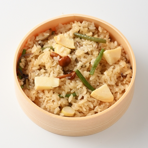 �y4/15����z������̓�<br>�t�̎R�؂�����