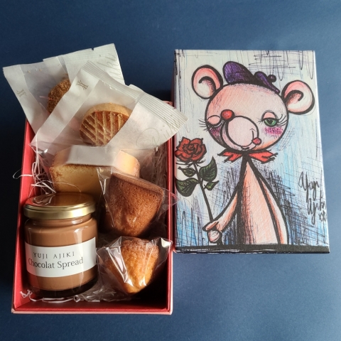 �V���R���X�v���b�h���ĉَq�i�NMAXBOX�j