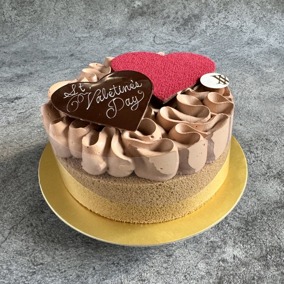 バレンタイン限定チョコレートケーキ